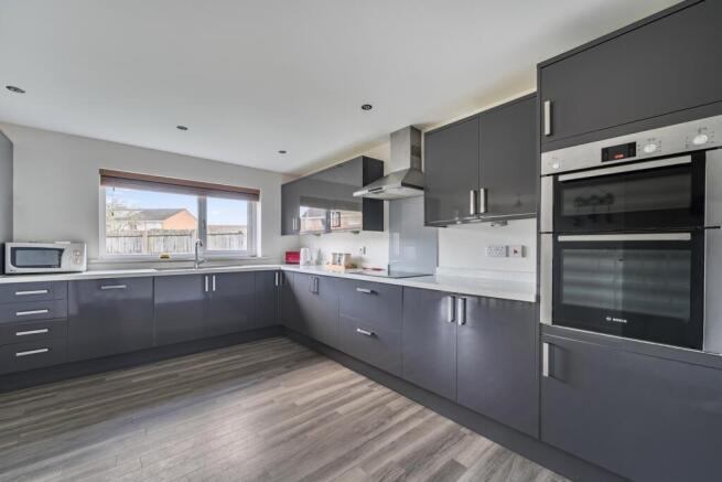 1394635-11-69493c2362a85