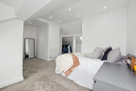 Hill End Crescent, Leeds, West Yorkshire