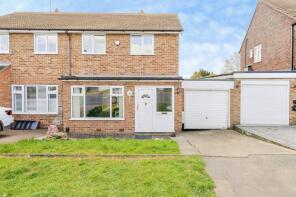 83, Cotswold Avenue, Northampton NN5 6DP