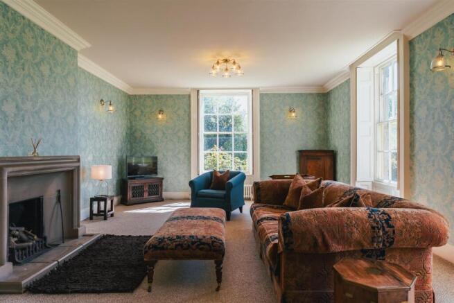 9 bed Detached for sale Image 6