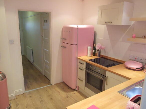 Photo 3