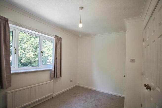 4 bed Detached for sale Image 12