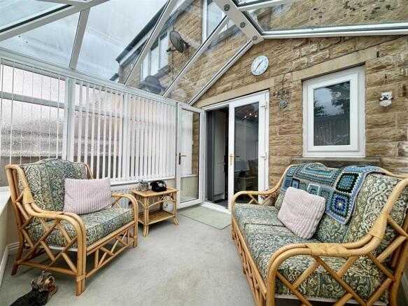 2 bed Town House for sale Image 10