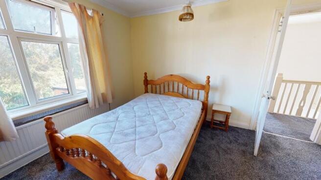 4 bed Semi-Detached to rent Image 4
