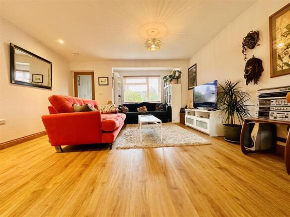 Lounge/Diner/Kitchen/Family Room