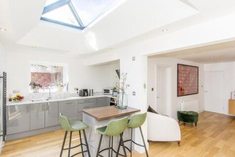 Logan Court, Market Harborough