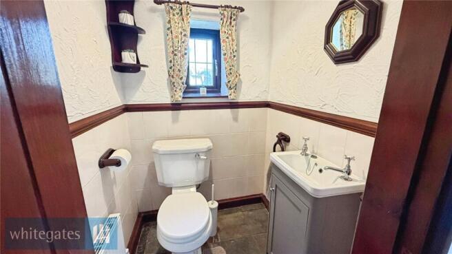 3 bed Semi-Detached for sale Image 11