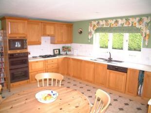 Fitted Kitchen