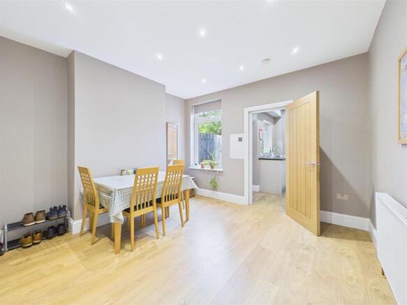 3 bed Terraced for sale Image 7