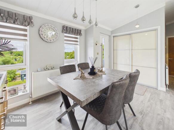 Dining Area.jpg
