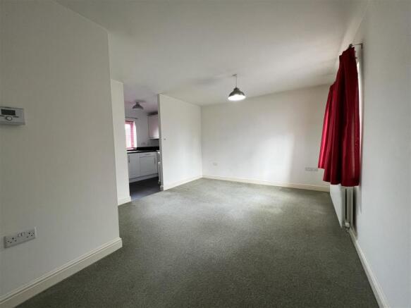 Living/Dining Area