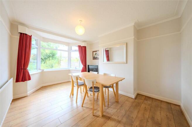 3 bed Semi-Detached for sale Image 4