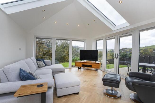 Living/Dining Kitchen