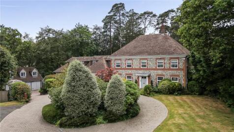 Kestrel Close, Ewshot, Farnham, GU10