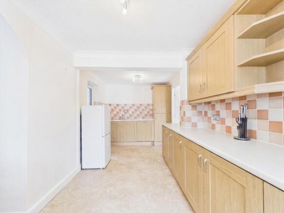 3 bed Semi-Detached Bungalow for sale Image 9