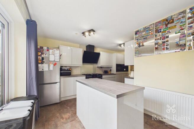 5 bed Terraced for sale Image 6