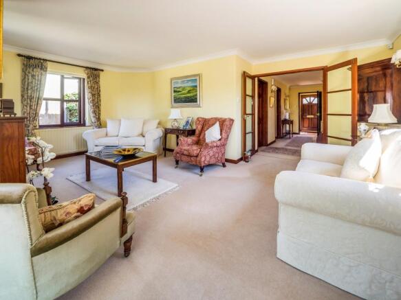Sitting room into ha