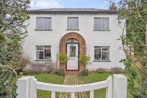 Blue Bonnet Cottage, Spurlands End Road, High Wycombe HP15 6PE