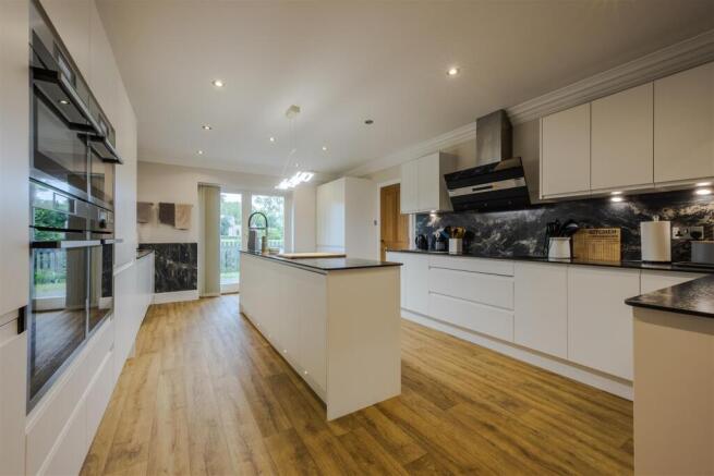 Kitchen diner