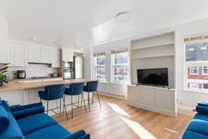 98, Gilbey Road, London SW17 0QG