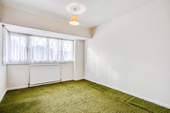 3 bed Semi-Detached for sale Image 9