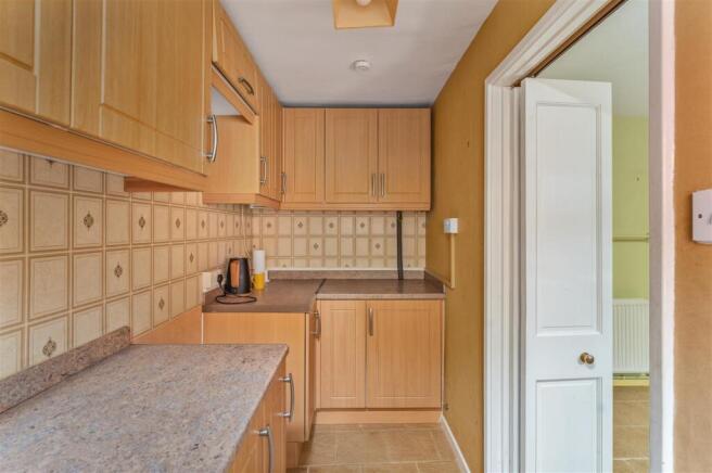 7 Hastings Road, Banbury-12.jpg