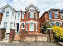 27, Newcombe Road, Southampton SO15 2FT