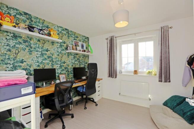 Photo 12