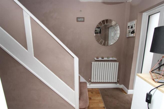 Rowantree Drive, Thorpe Edge, Bradford photo 4
