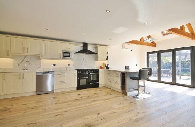 Kitchen/Breakf...