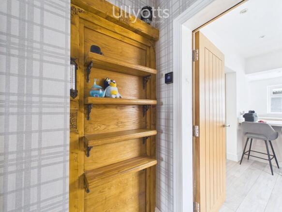 3 bed Semi-Detached to rent Image 9