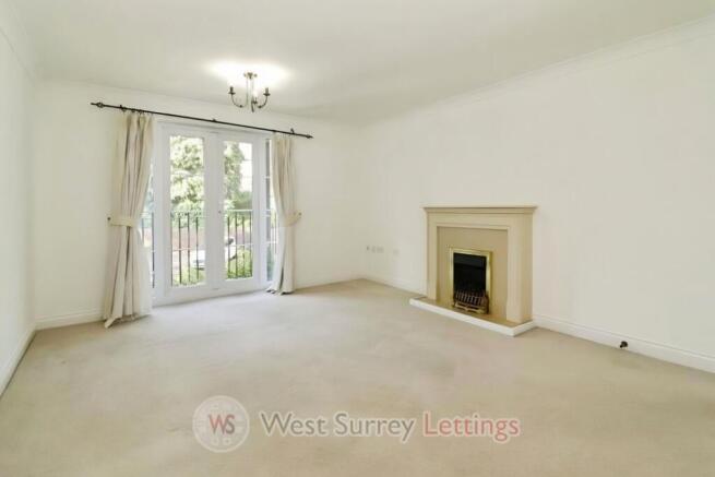 4f83ca01-LIVING 20ROOM 202__med