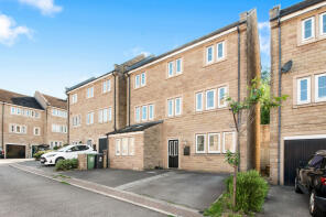 68, Moorbrook Mill Drive, New Mill, Holmfirth HD9 1JL