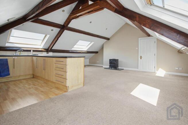 2 bed Flat for sale Image 6