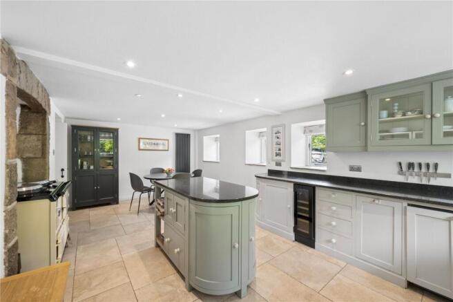 4 bed Barn Conversion for sale Image 8