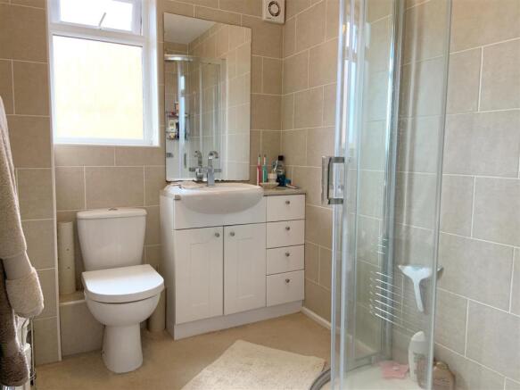 Shower Room 1.JPG