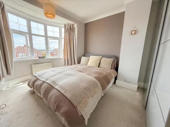 3 bed Semi-Detached for sale Image 11
