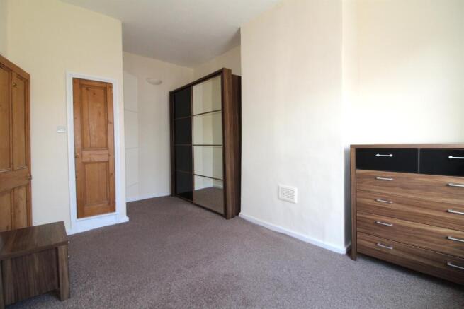 1 bed Terraced for sale Image 8