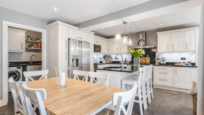 Open Plan Breakfast Kitchen & Snug