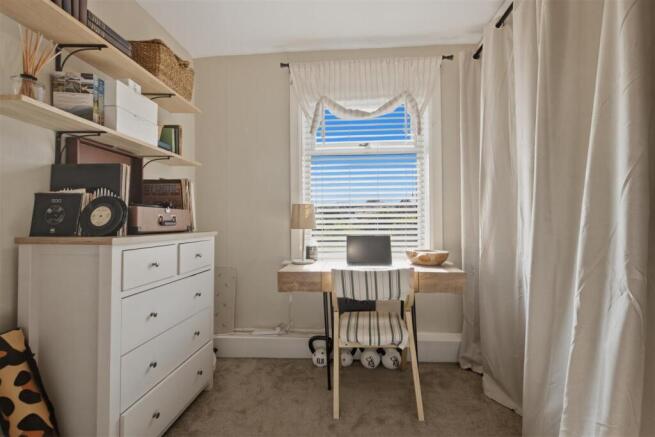 2 bed Terraced for sale Image 12