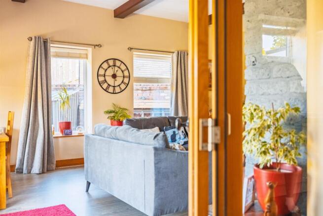 3 New Hall Cottages-20.jpg