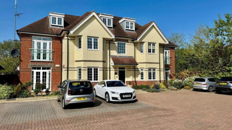 Abbeydale, Monks Lane, Newbury, RG14 7FN