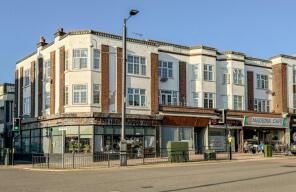69a, Hamlet Court Road, Westcliff-on-sea SS0 7EU