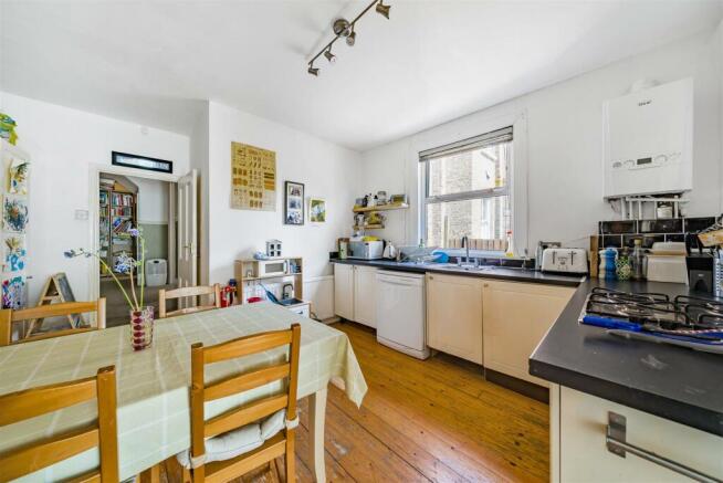 Kitchen.jpg