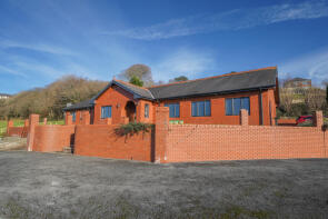 Hendy House, Sawel Court, Hendy, Swansea SA4 0TF