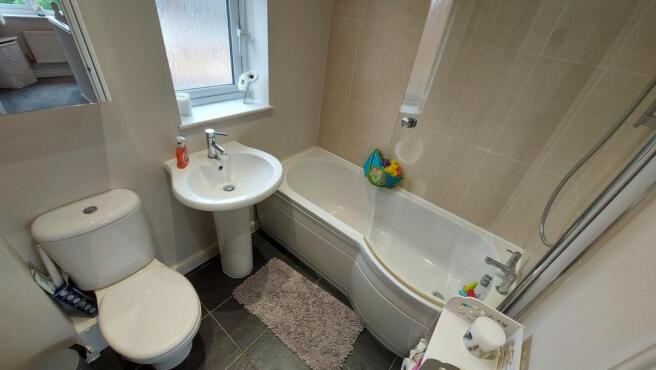 Photo 10