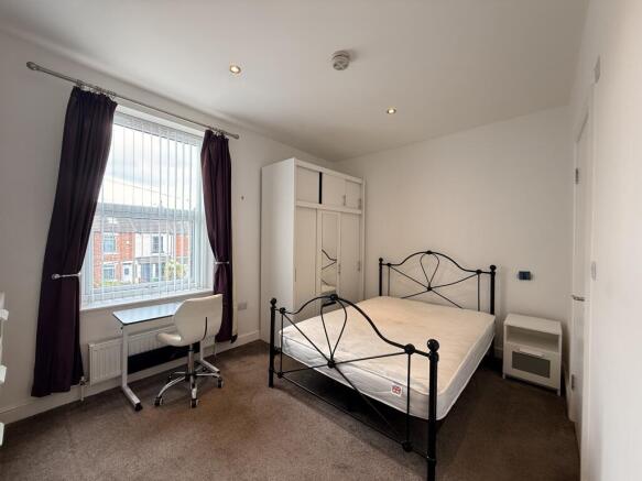 3 bed Terraced for sale Image 6