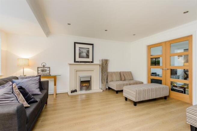 8284899-interior11-m