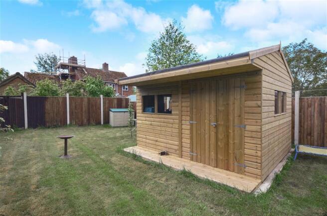 Workshop/Outbuildings