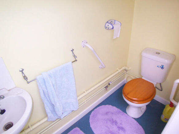 GRound WC